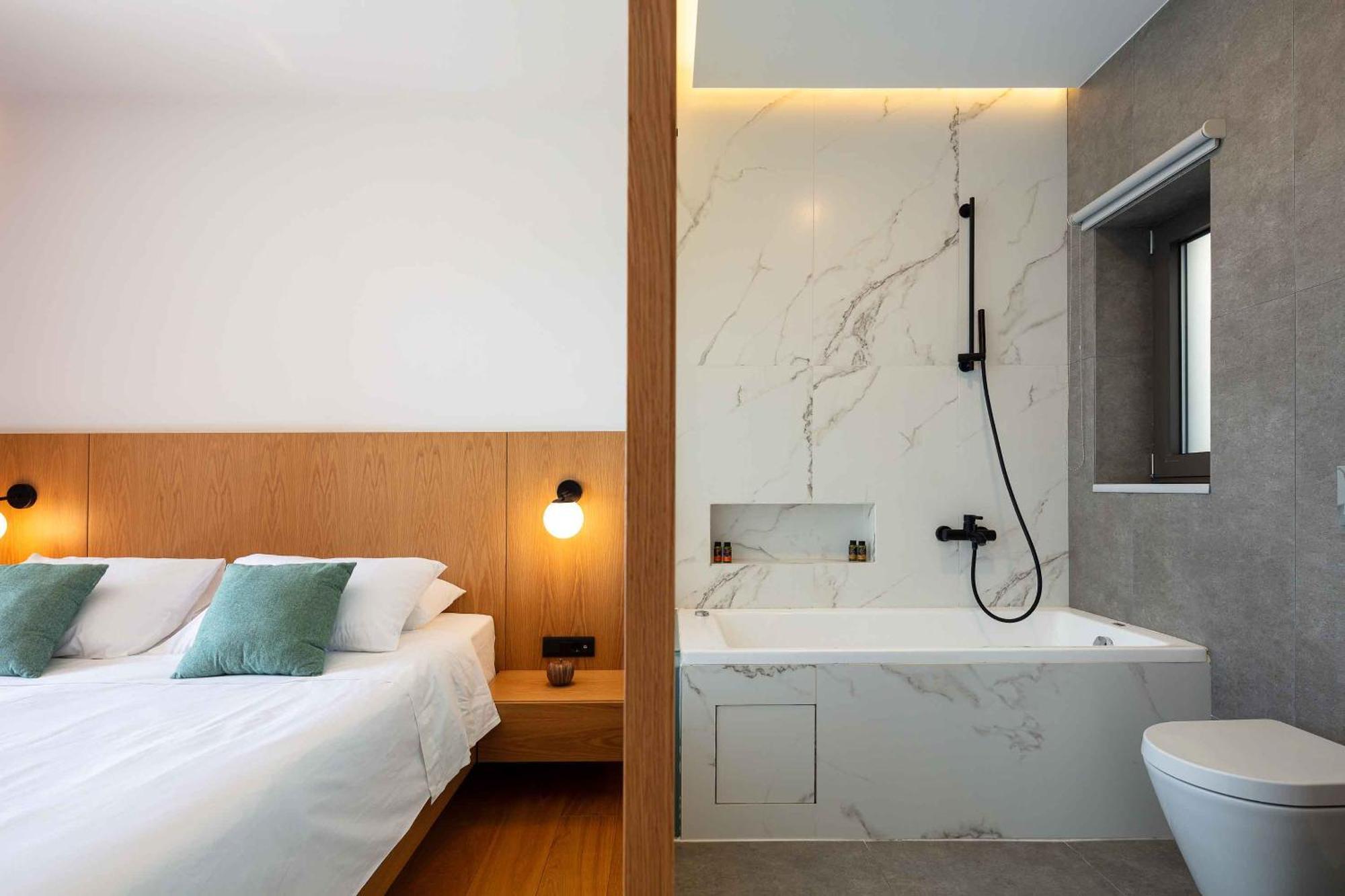 Omnia Luxury Villas - "Heated" Pools & Breathtaking Seaviews! 하니아 외부 사진