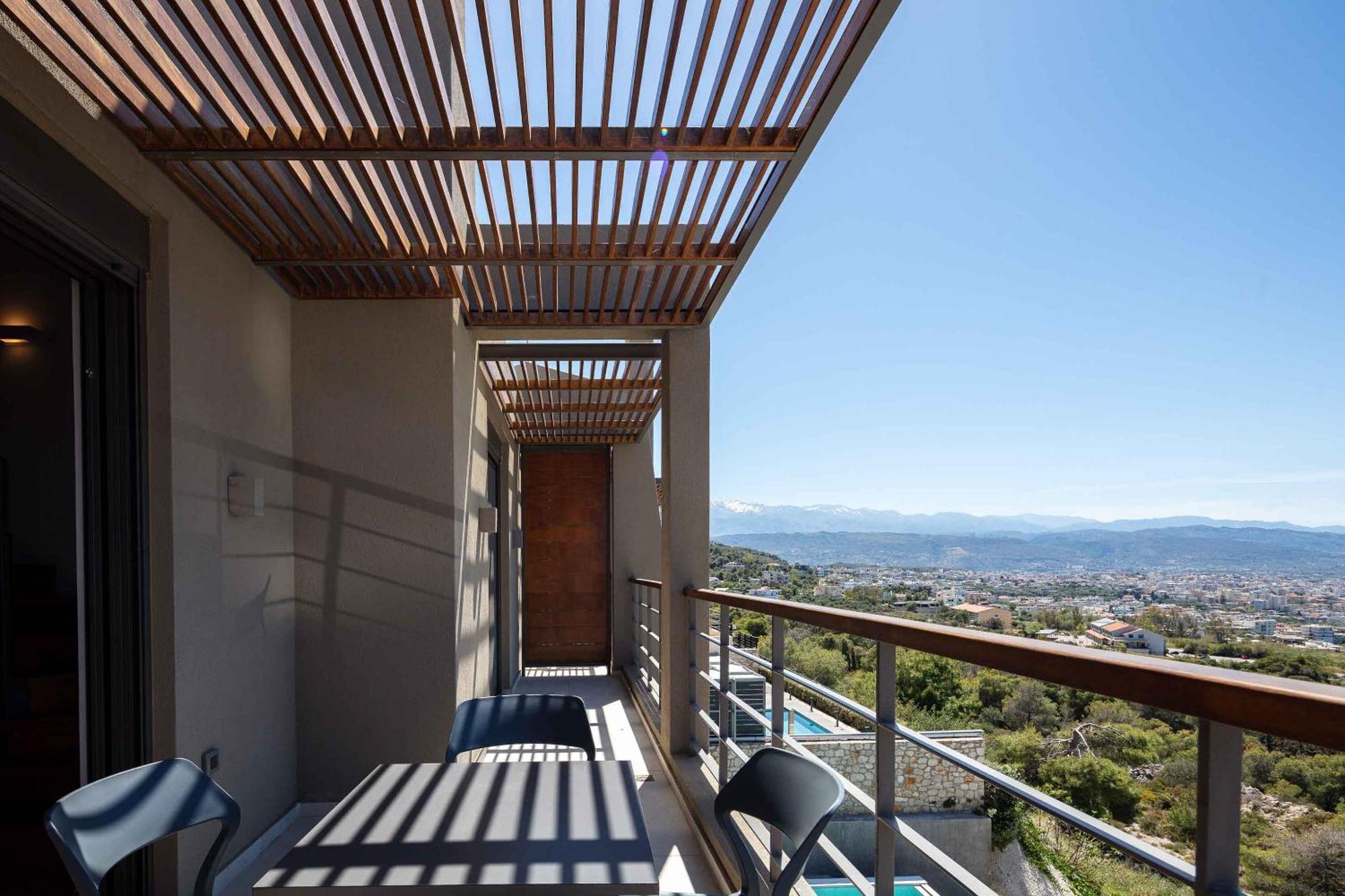 Omnia Luxury Villas - "Heated" Pools & Breathtaking Seaviews! 하니아 객실 사진
